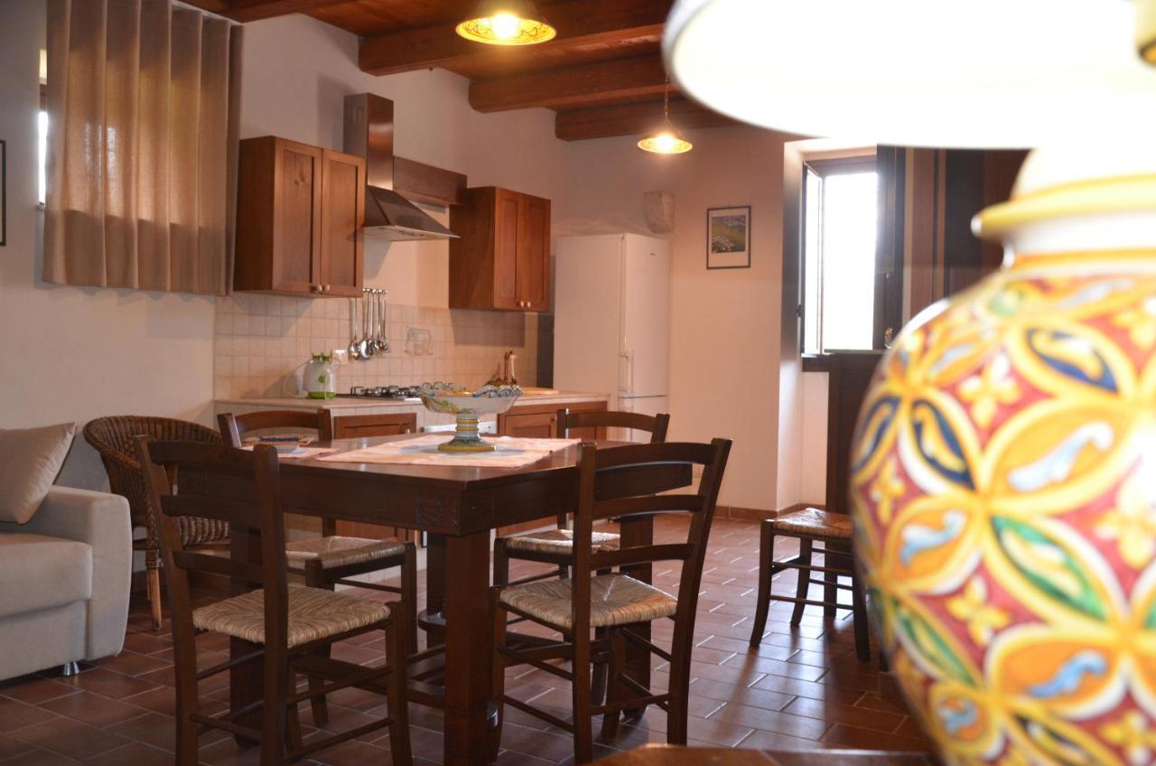 Serravalle Relais & Country Villa With Private Pool - Esclusive Use Chiaramonte Gulfi Eksteriør billede